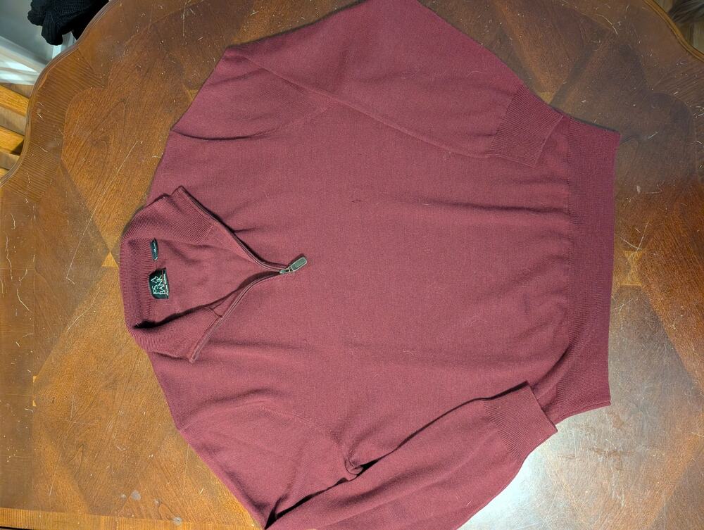Jos A Bank Signature Collection Sweater Mens M Burgundy 100% Merino Wool 1/4 Zip